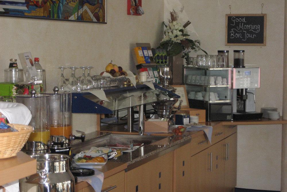 Hotel Ifen Вислох Екстериор снимка