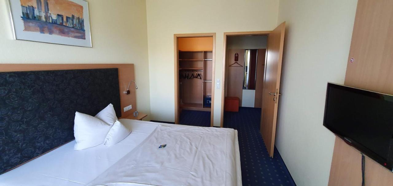 Hotel Ifen Вислох Екстериор снимка